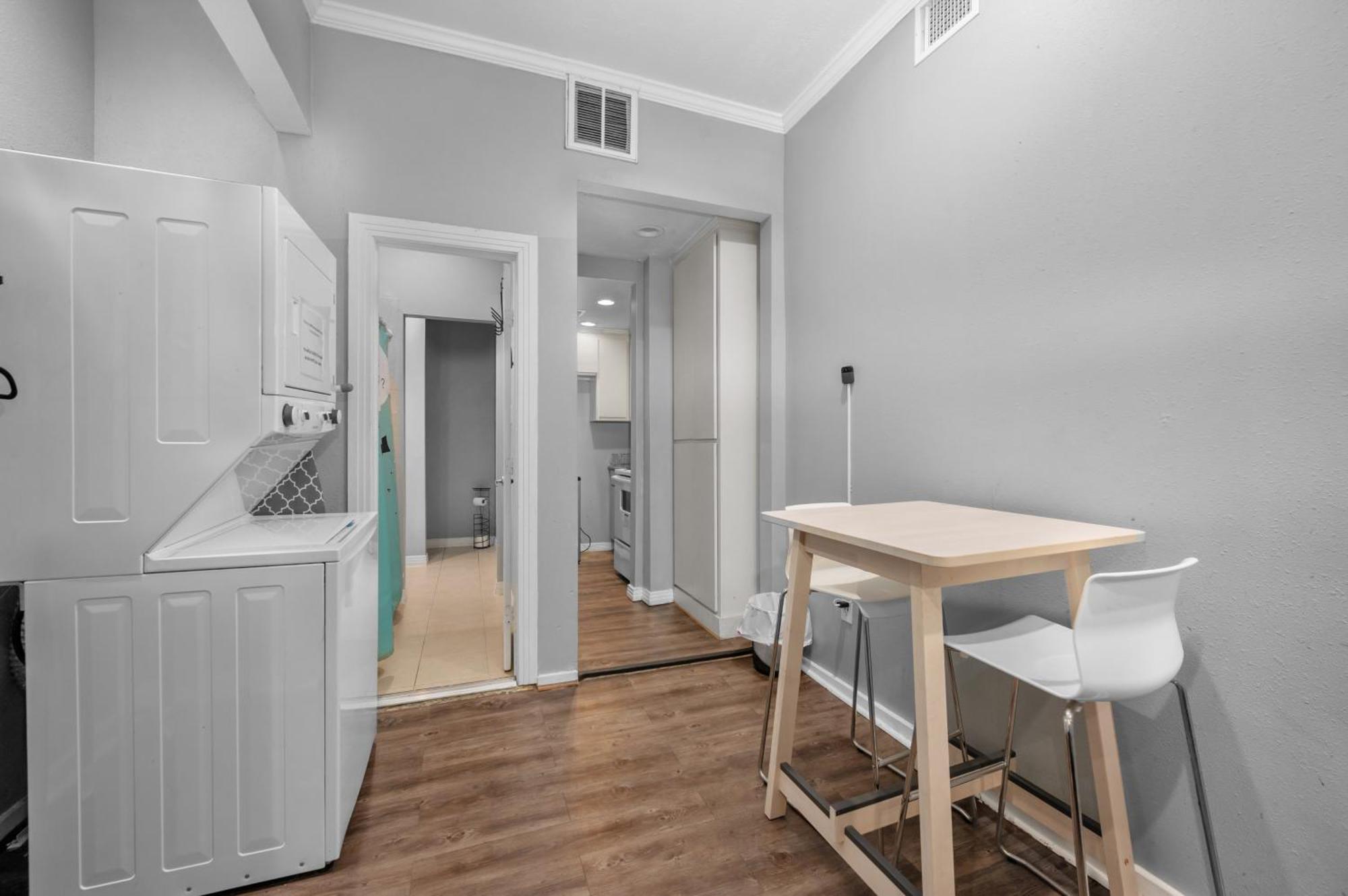 Trendy Montrose 1Br Apartment 休斯敦 外观 照片
